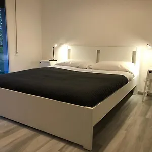 Bed & Breakfast Four, Bologna